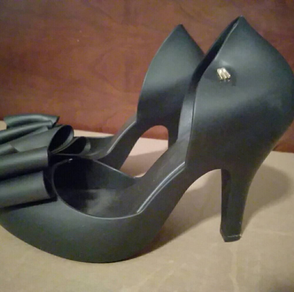 Melissa black mermaid double bow 4' heels size 9 - Picture 1 of 8